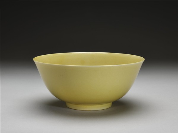 黃釉碗