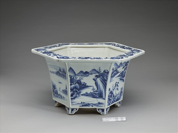 青花山水人物圖六方花盆