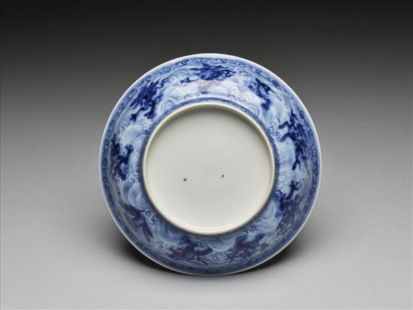 青花波濤海獸紋盤