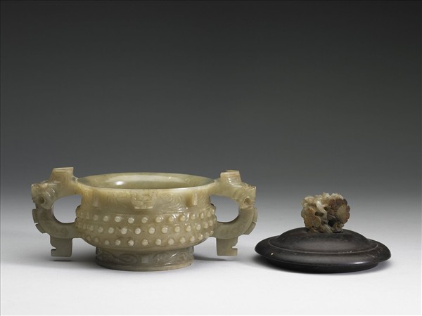 玉乳丁簋形爐