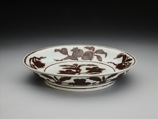 紫金釉折枝梔子花果紋盤