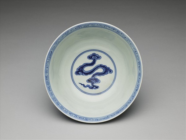 青花雙龍戲珠紋碗