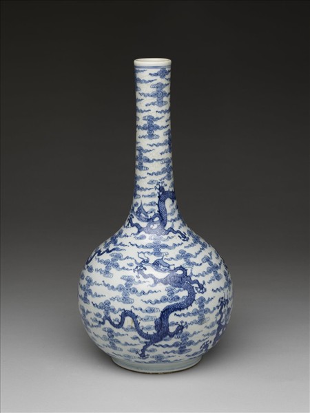 青花雲龍紋長頸瓶