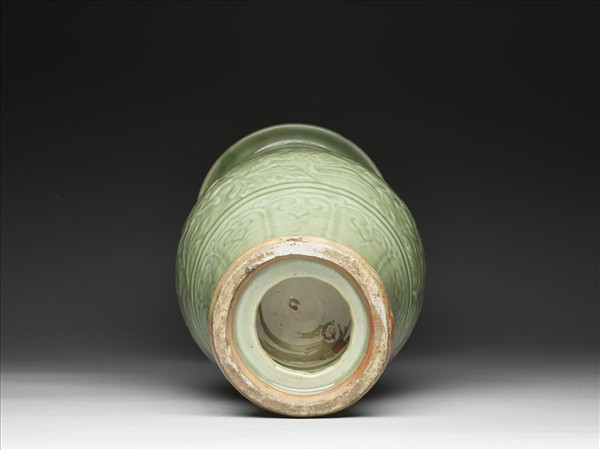 龍泉窯 青瓷劃花花卉紋瓶