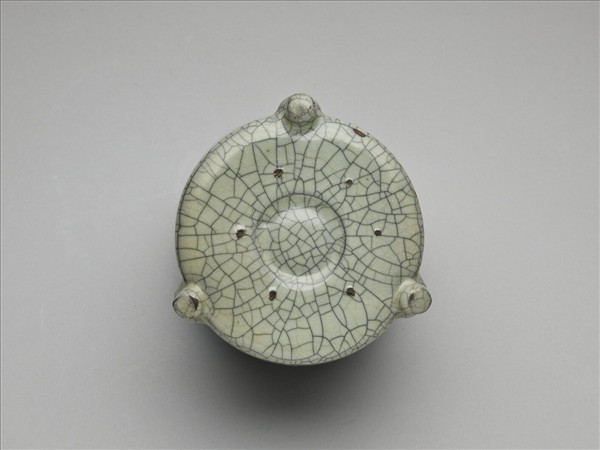 哥窯 青瓷三足爐