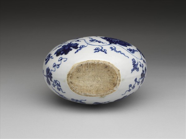 青花蓮花紋扁壺