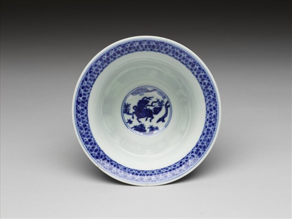 青花三羊開泰仰鐘式碗