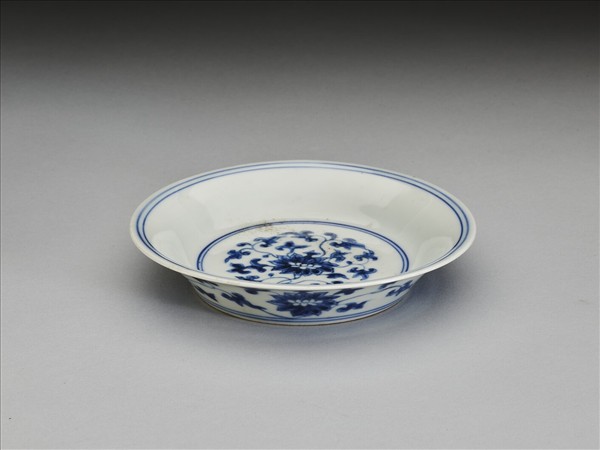 青花番蓮紋盤
