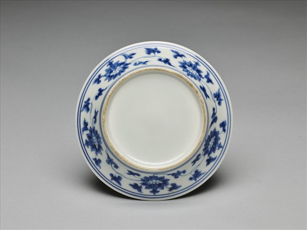 青花番蓮紋盤