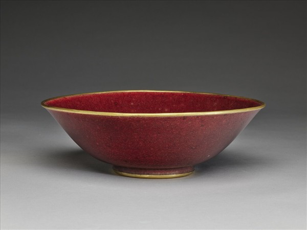 寶石紅釉碗
