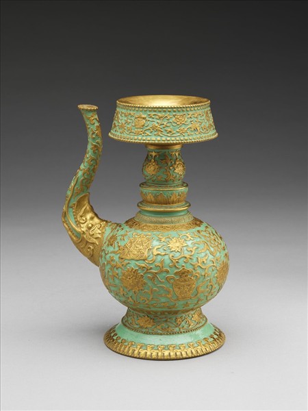 粉彩綠地描金印花八吉祥奔巴壺