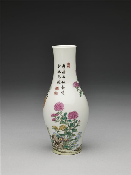 琺瑯彩菊花圖橄欖瓶