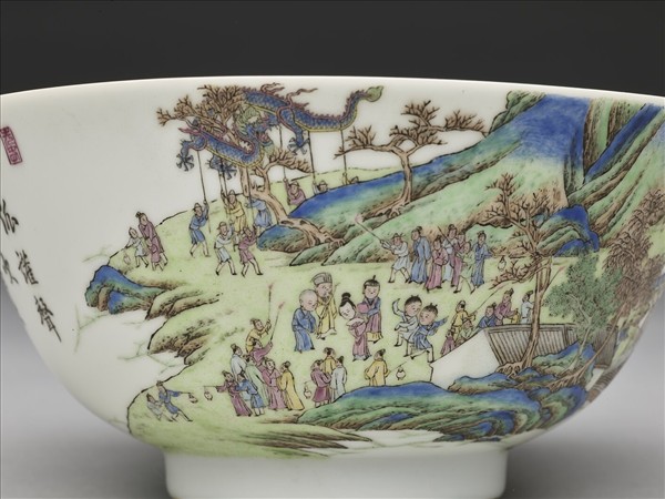 琺瑯彩燈火昇平碗