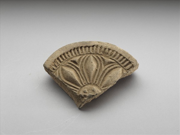 花卉紋瓦當殘片