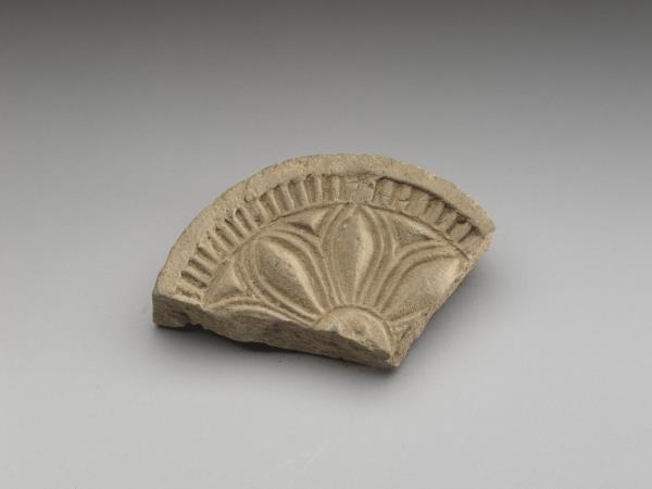 花卉紋瓦當殘片