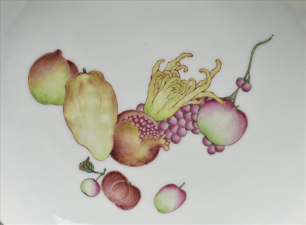 琺瑯彩黃錦地瓜果碟