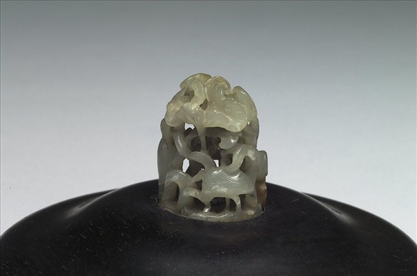 汀渚鷺鷥紋玉頂