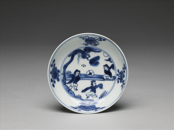 青花嬰戲圖碟
