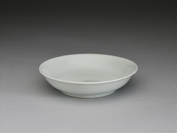 白瓷碟
