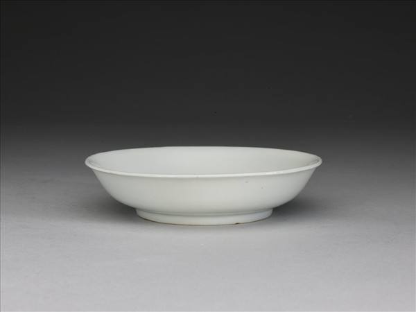 白瓷碟