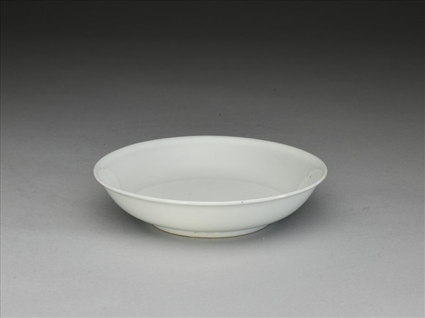 白瓷碟