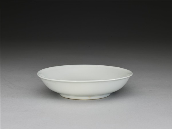 白瓷碟