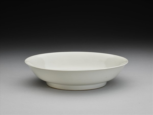 甜白釉盤