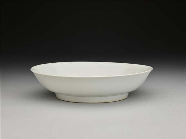 甜白釉盤