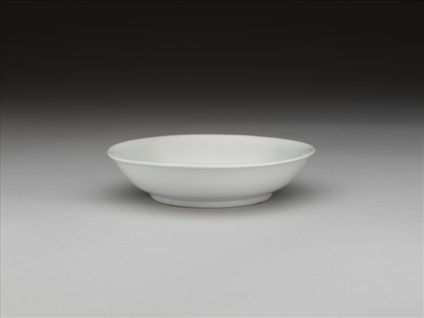 白瓷碟