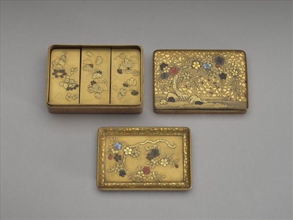 櫻蒔繪方形套盒