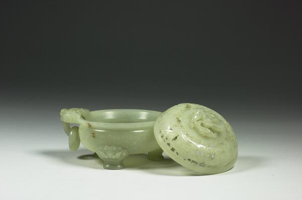 玉獸面雙耳活環爐