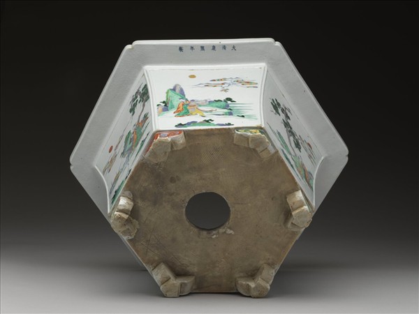 五彩山水人物圖六方花盆