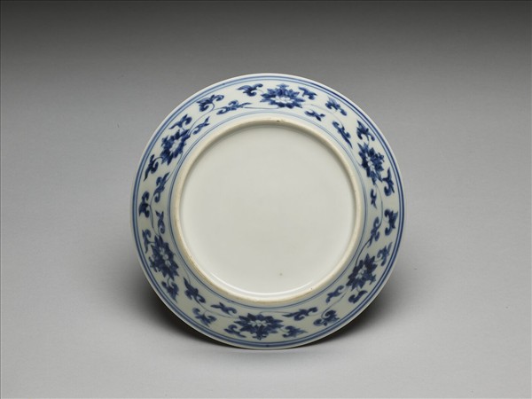 青花番蓮紋盤