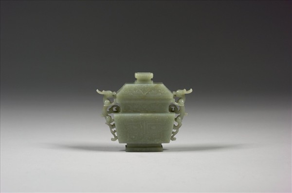 玉雕獸面紋長方爐