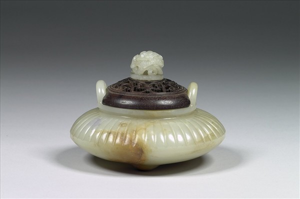 玉扁圓形直紋爐