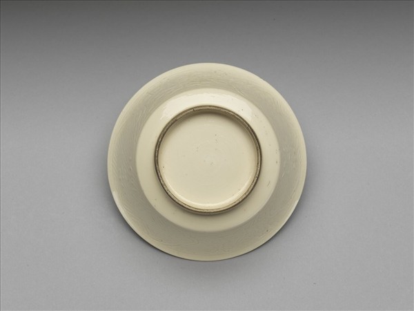 彭窯 白瓷壽字花卉紋杯