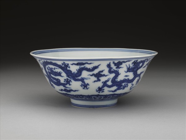 青花六龍紋碗