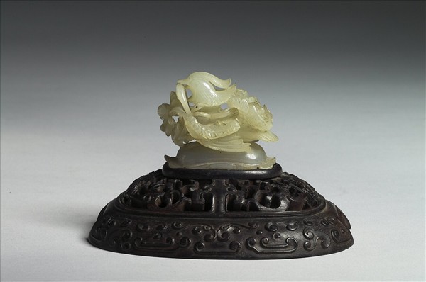 鴛鴦荷葉紋玉頂