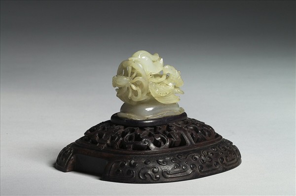 鴛鴦荷葉紋玉頂