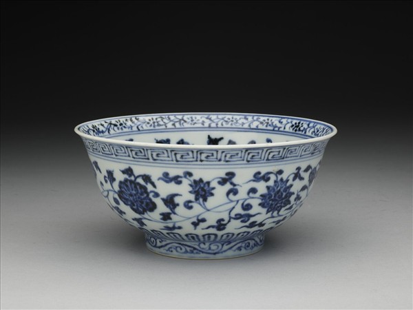青花四季花卉紋碗