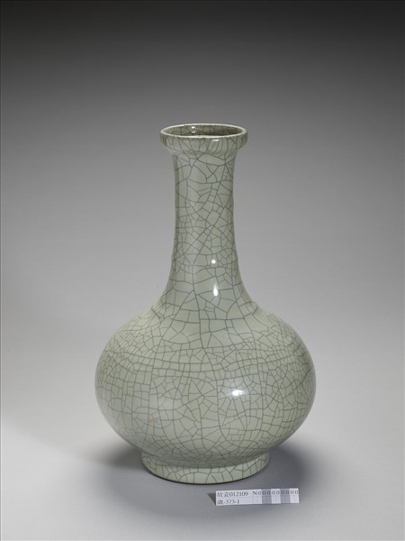 仿哥釉弦紋瓶