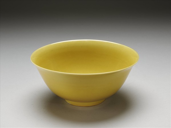 黃釉碗