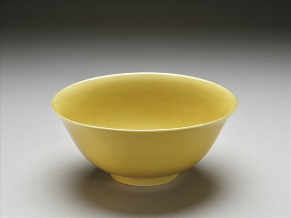 黃釉碗