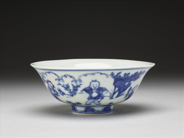 青花嬰戲圖碗