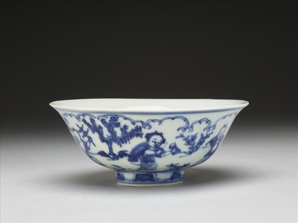 青花嬰戲圖碗