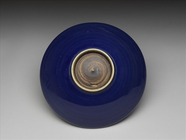 霽青釉雙龍戲珠紋碗