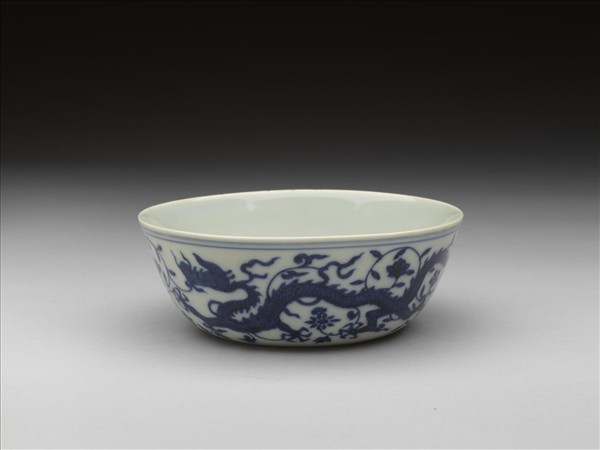 青花龍鳳紋碗