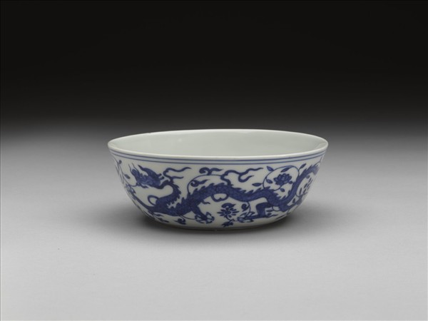 青花龍鳳紋碗