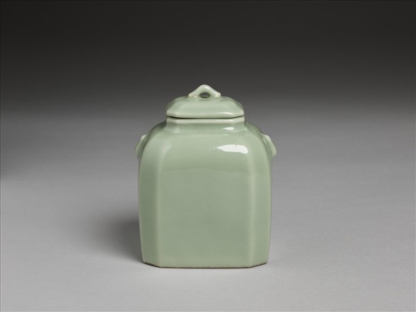 冬青釉八方蓋罐