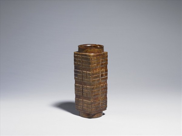 八卦紋玉琮式瓶